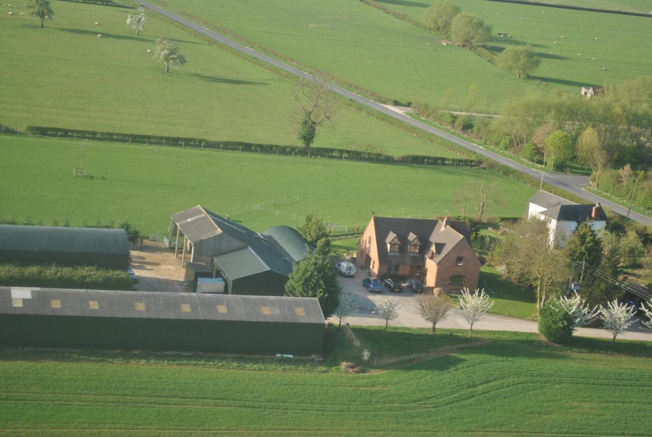 Elms Farm Villa Alderton  Eksteriør bilde
